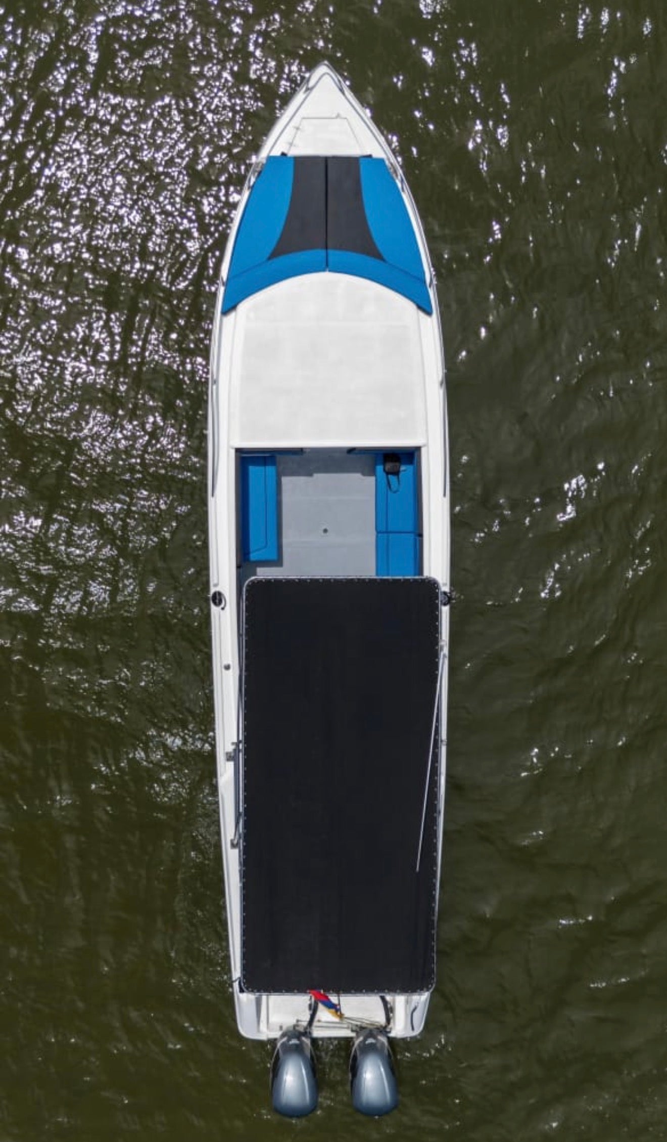 BOTE DEPORTIVO - 21PAX