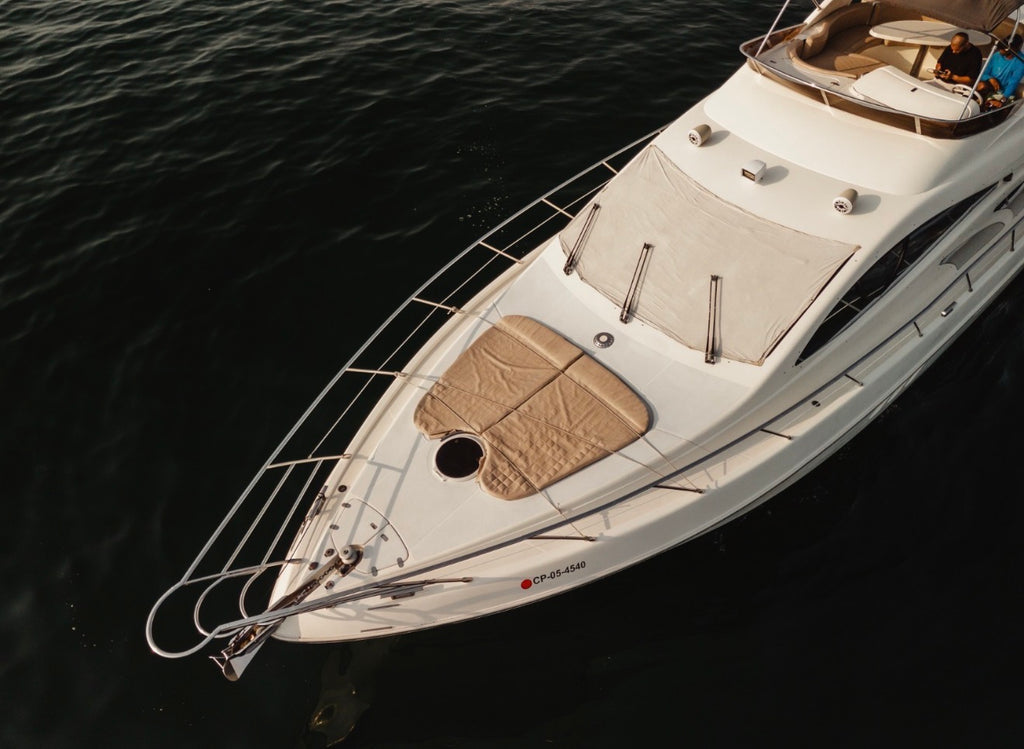 AZIMUT 55FT - 20 PAX