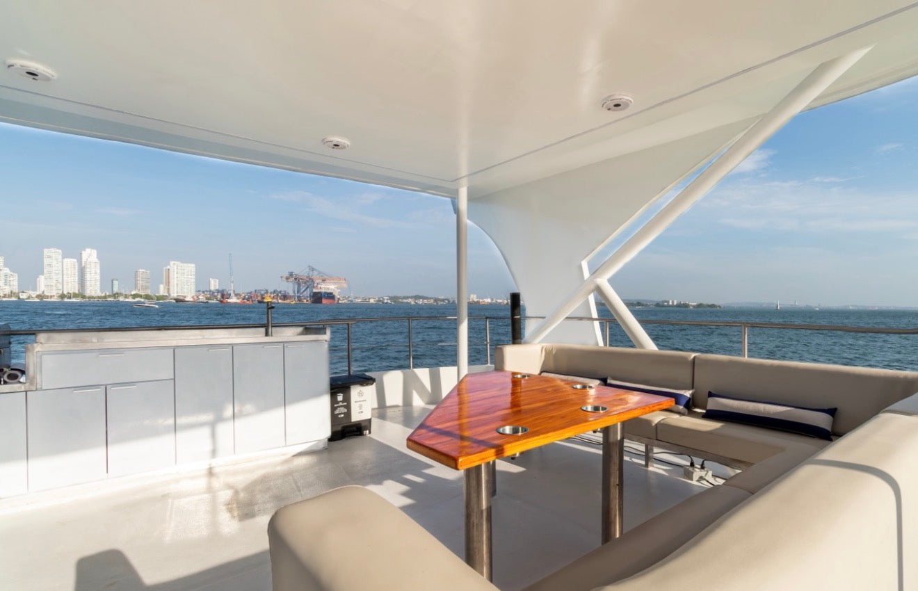 CATAMARAN 61FT - 40PAX