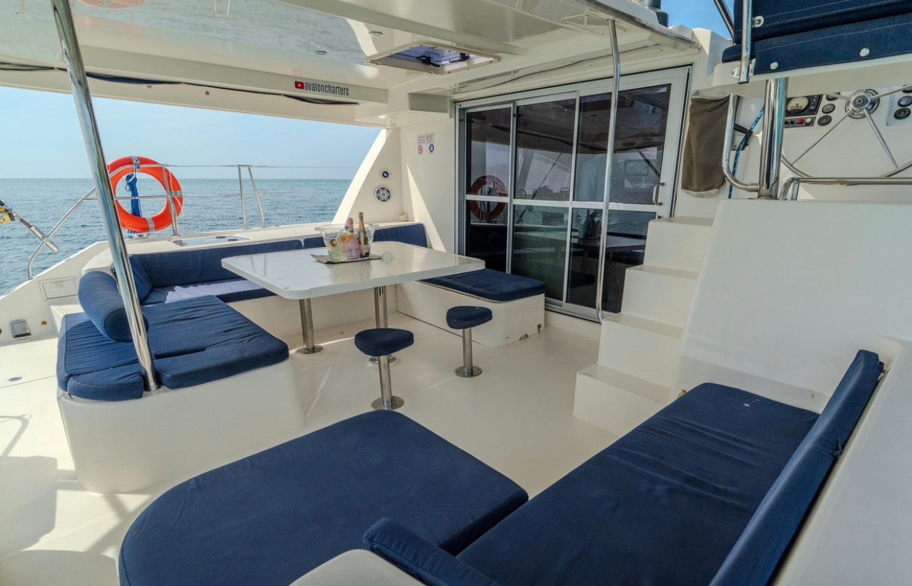 LEOPARD 48 FT - 25PAX