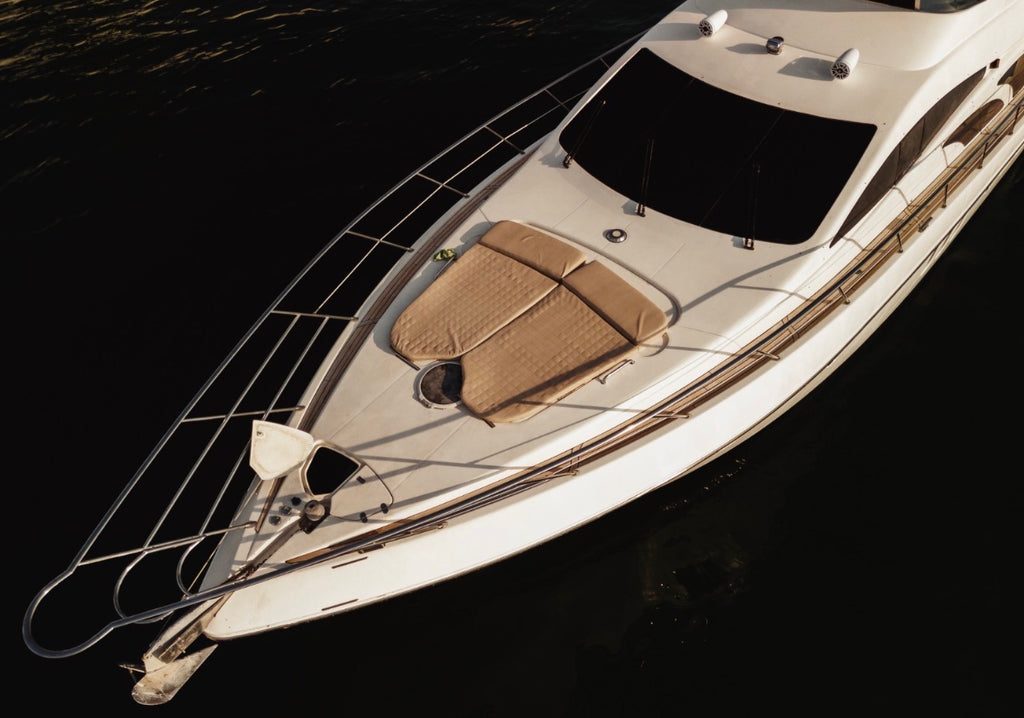 AZIMUT 62FT - 25 PAX