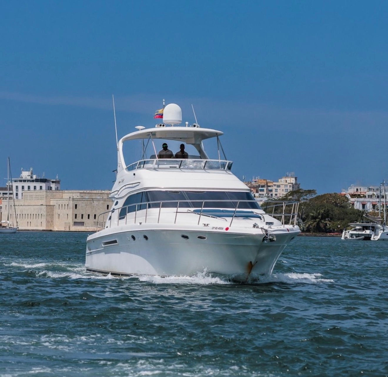 SEA RAY 56FT - 20PAX