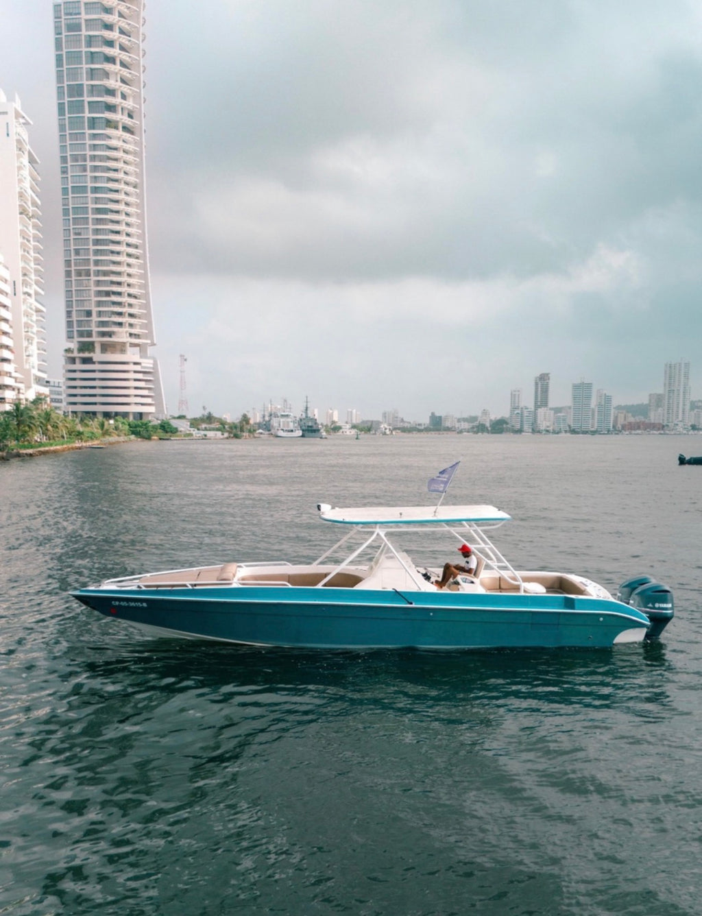TODOMAR 38FT - 16PAX
