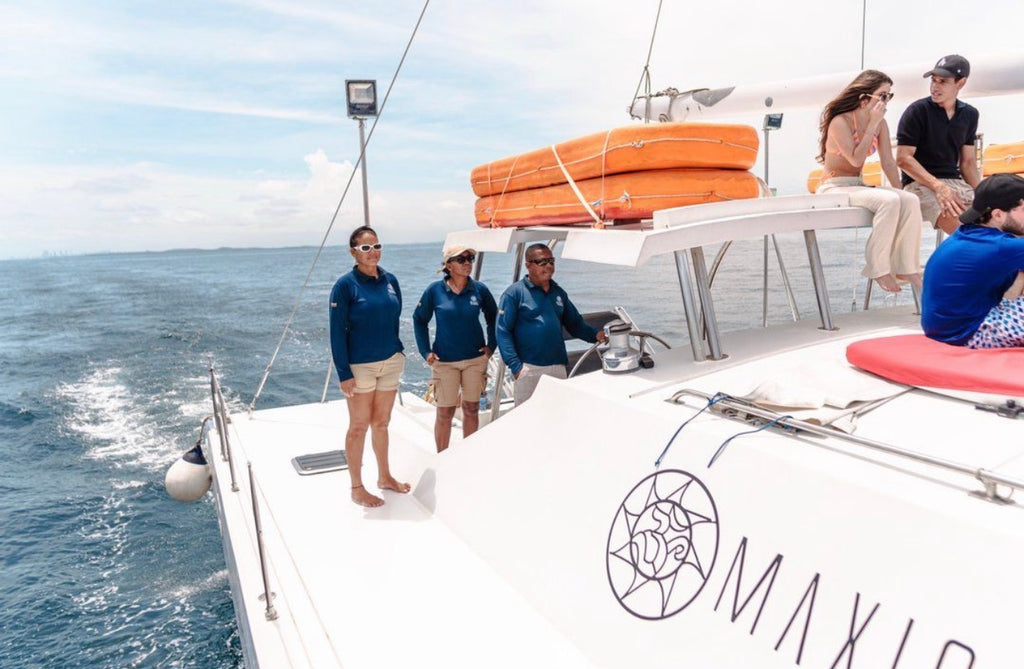 CATAMARAN - 56 PAX