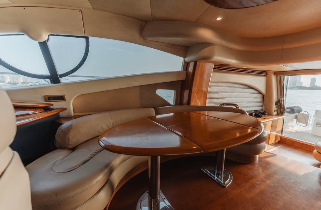 AZIMUT 55FT - 20 PAX