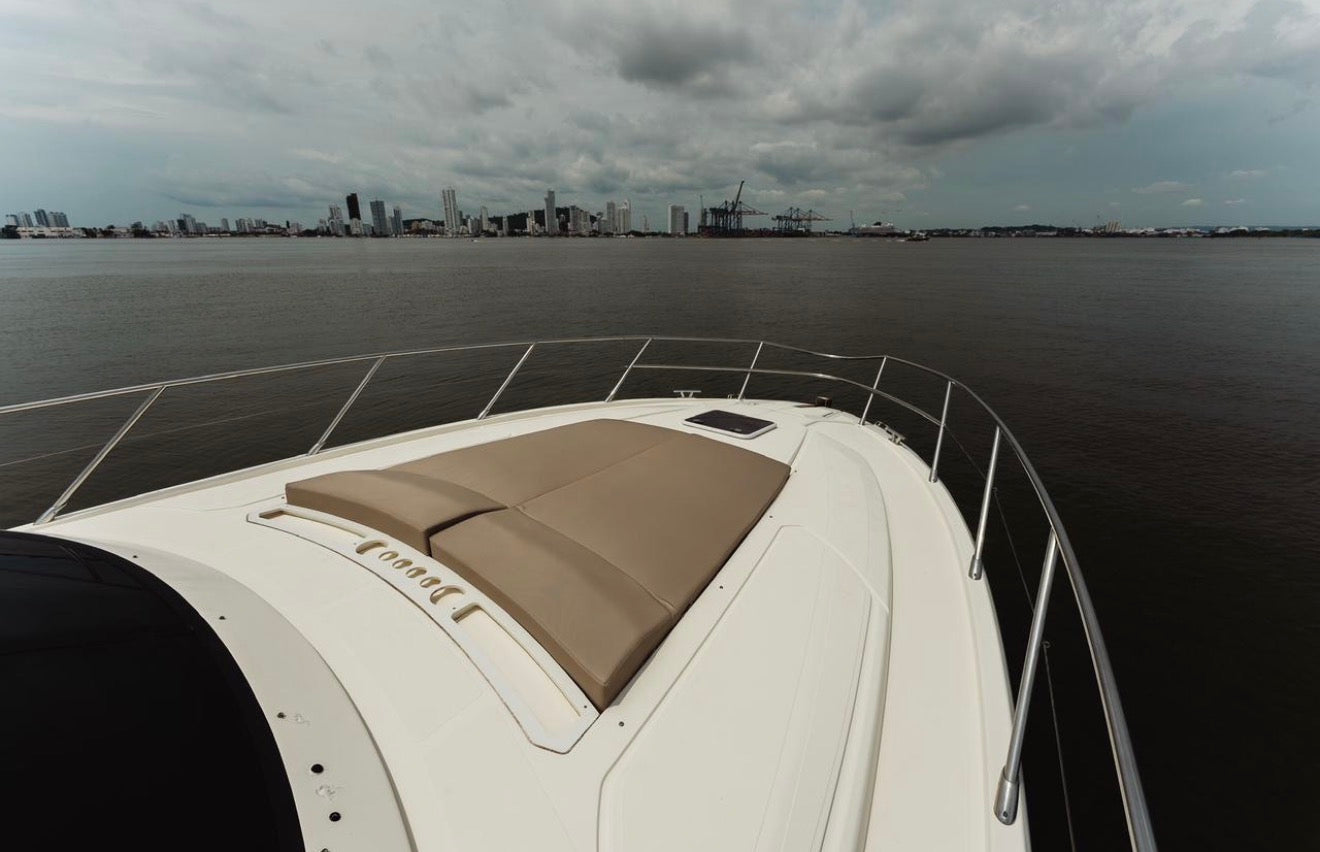 AZIMUT 48 PIES - 15 PAX