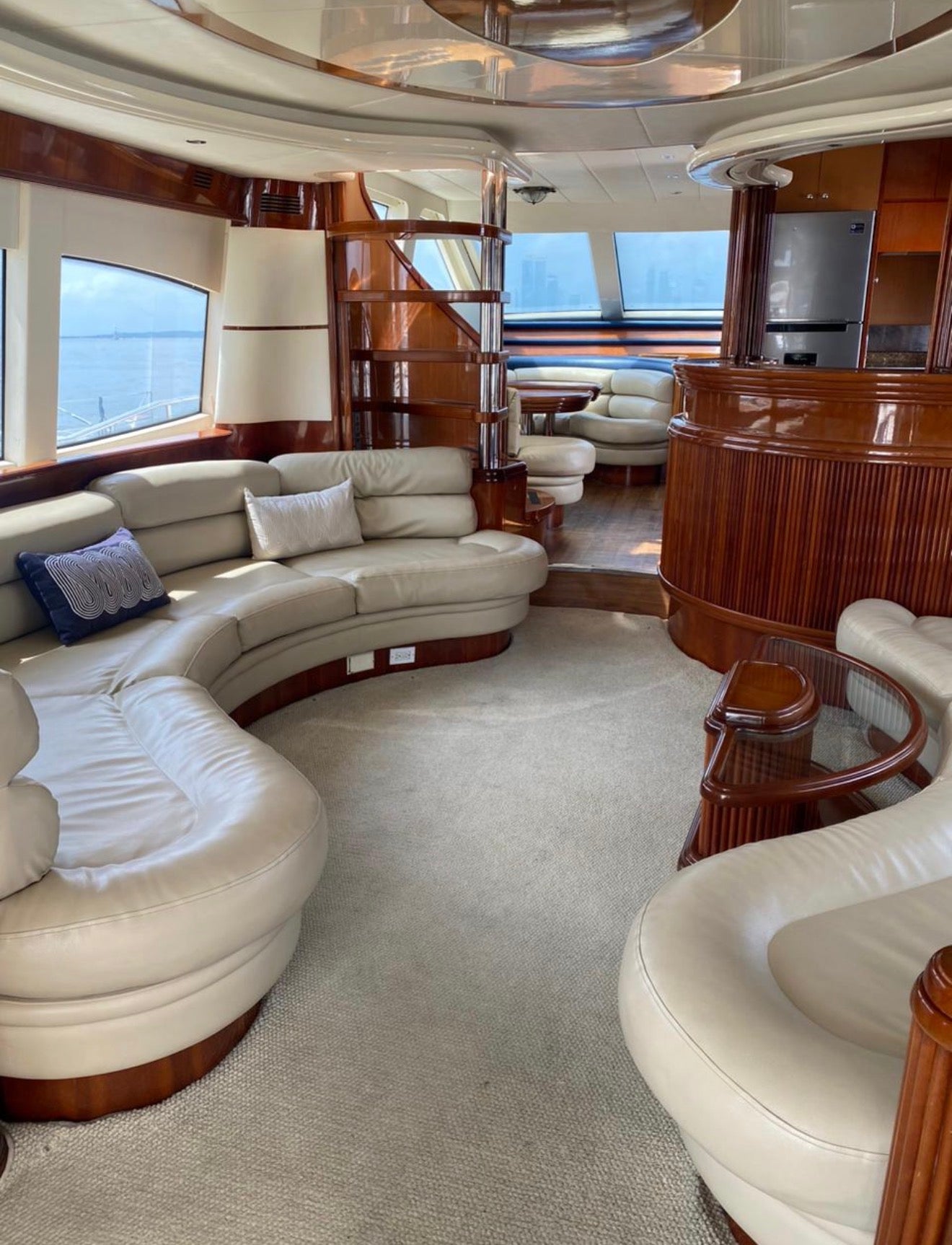 AZIMUT 70FT - 30 PAX (FESTIVAL)