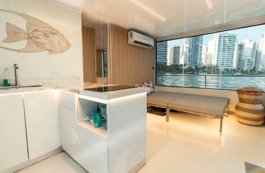 CATAMARAN 61FT - 40PAX