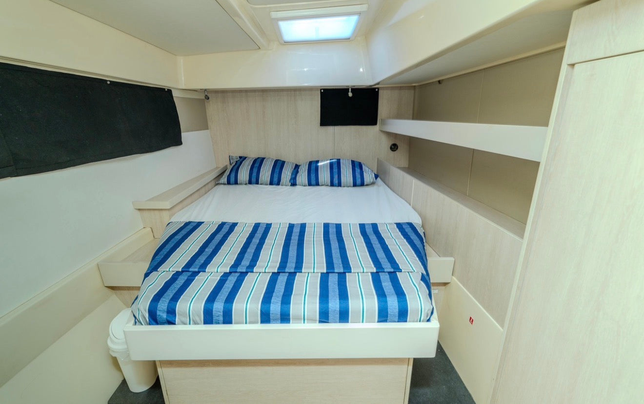 LEOPARD 48 FT - 25PAX