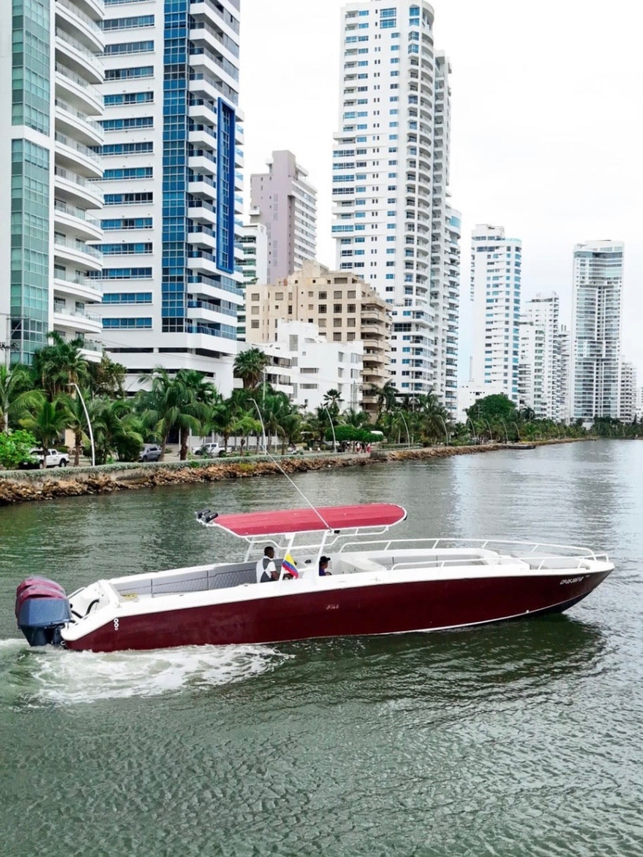 BOTE DEPORTIVO - 27PAX