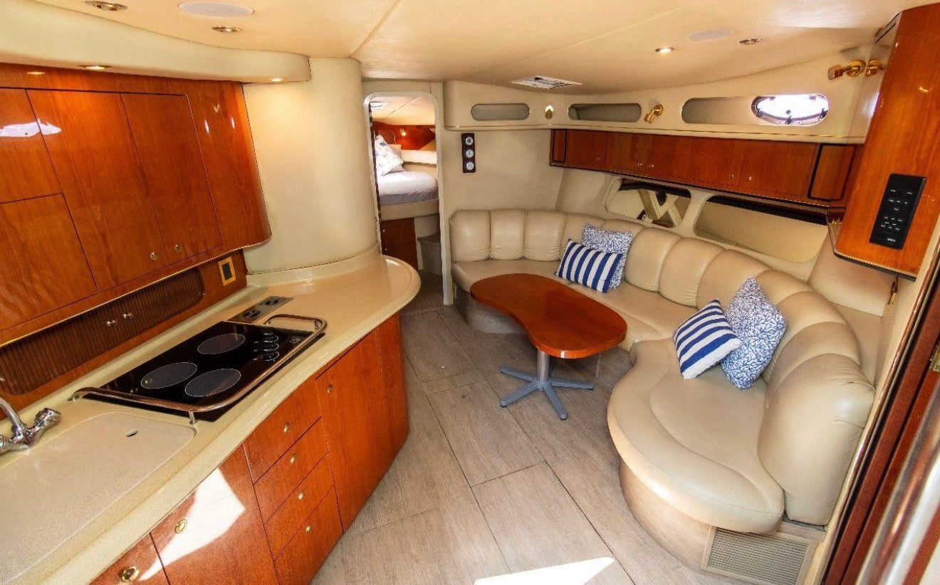 SEA RAY 42FT - 15PAX