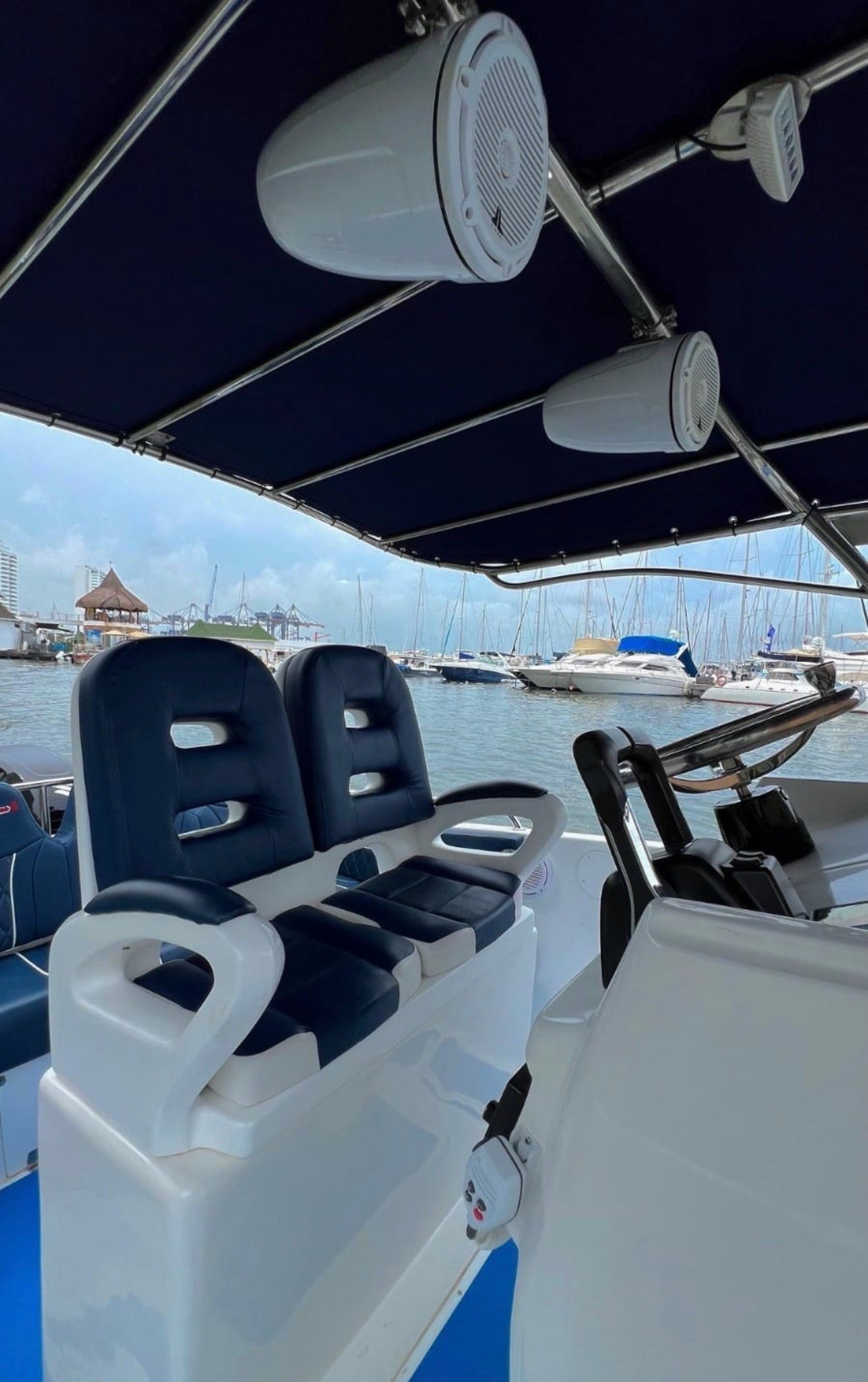 BOTE SINGLA 29 PIES - 10PAX