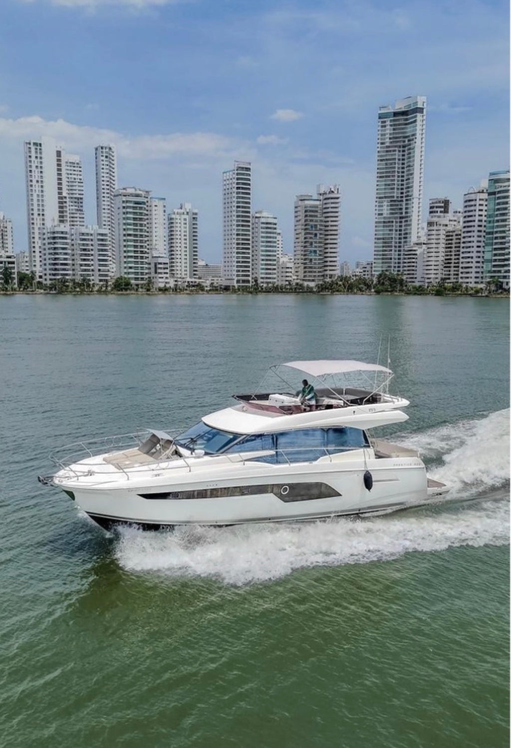 PRESTIGE 52 FF - 15PAX