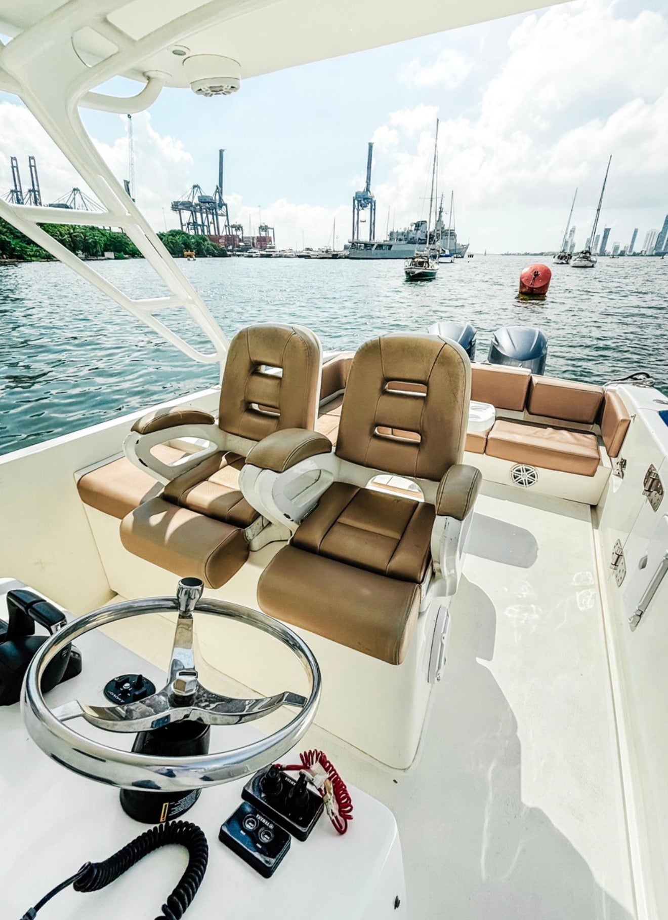 TODOMAR 38FT - 16PAX
