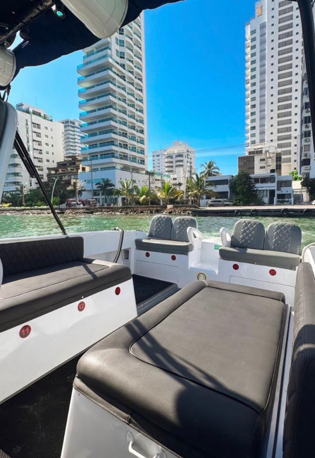 BOTE DEPORTIVO - 15PAX