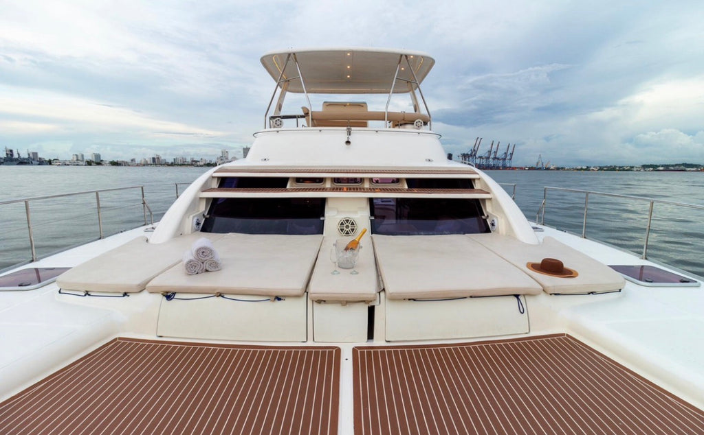 LEOPARD 47 - 35PAX