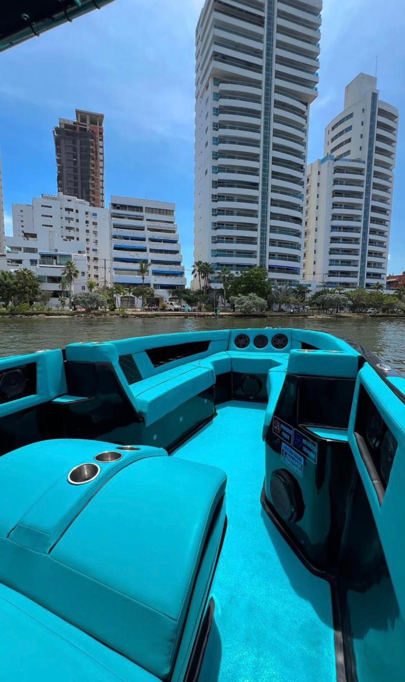 BOTE DEPORTIVO - 12PAX