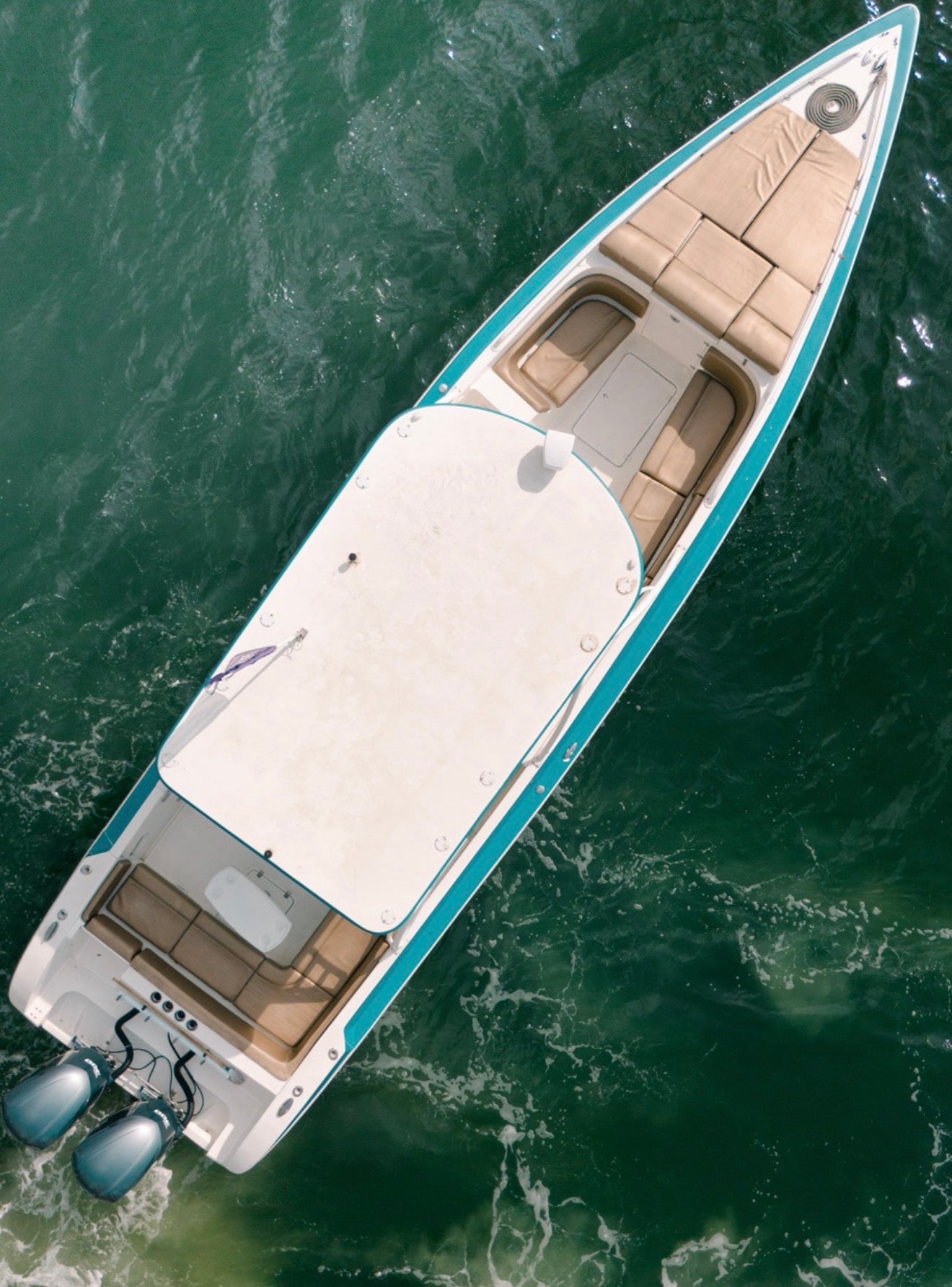 TODOMAR 38FT - 16PAX (FESTIVAL)