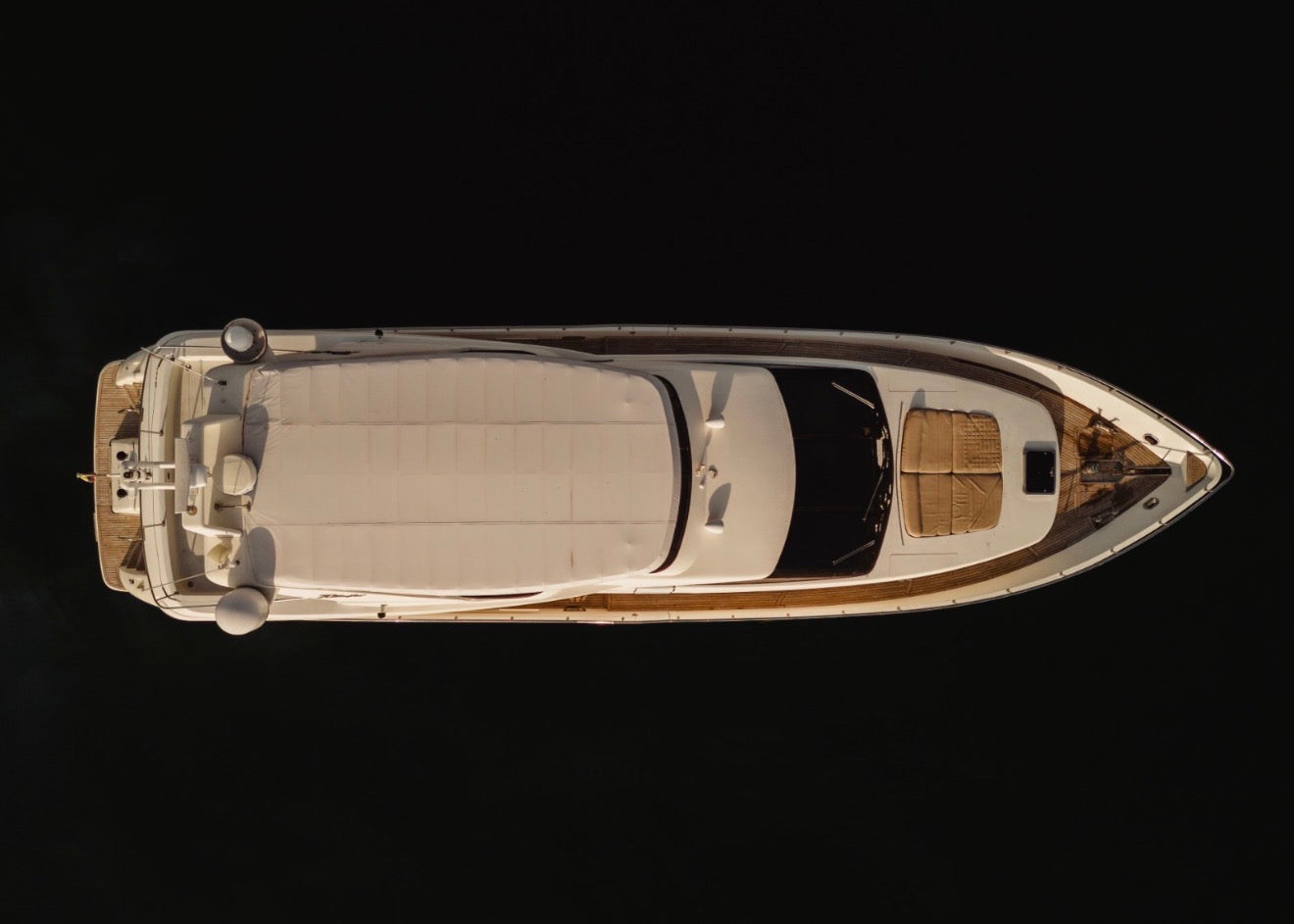 AZIMUT 70FT - 30PAX