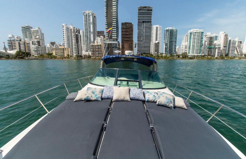 SEA RAY 42FT - 15PAX
