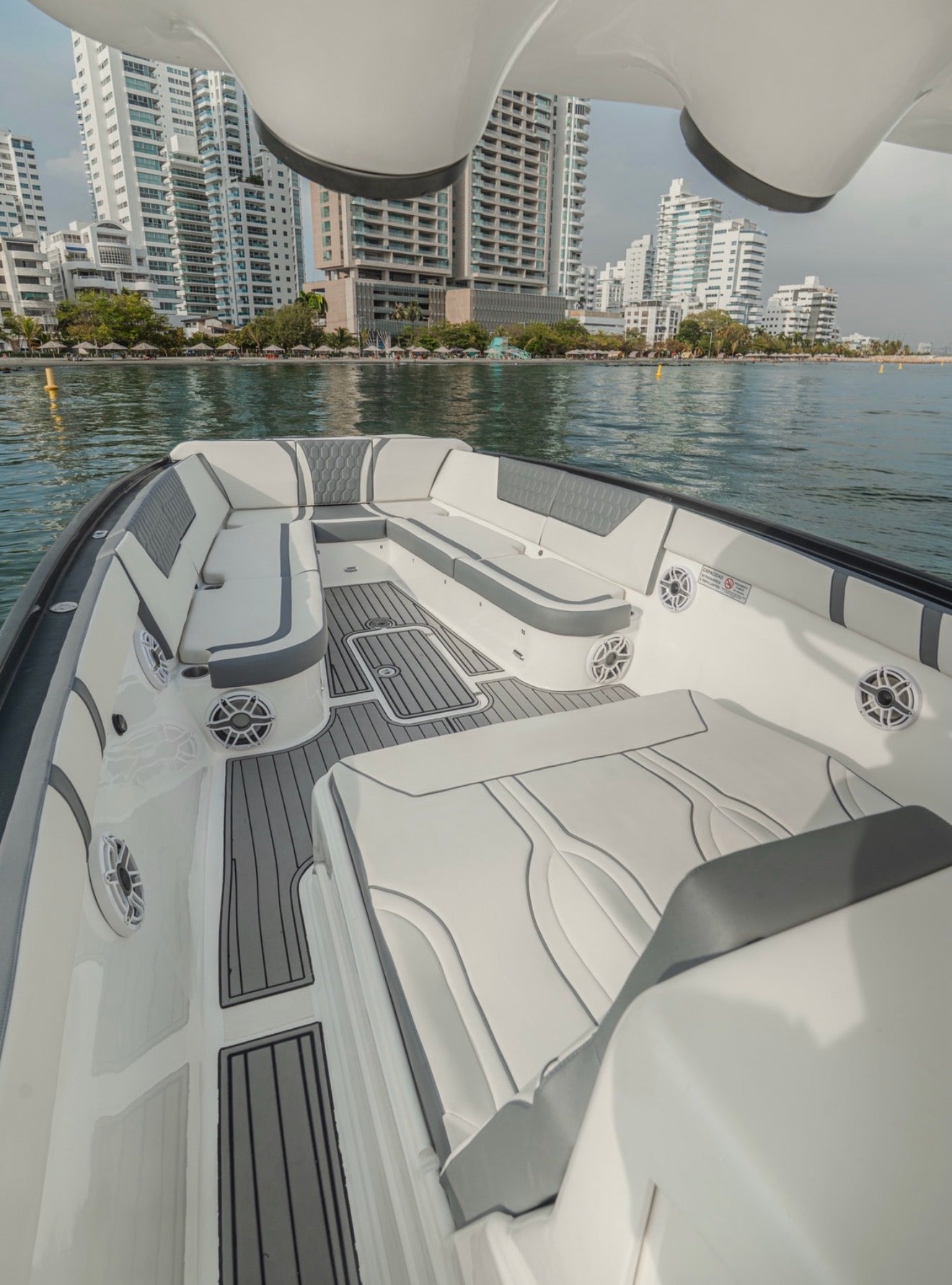 FIRPOL 420 LUXURY - 20PAX