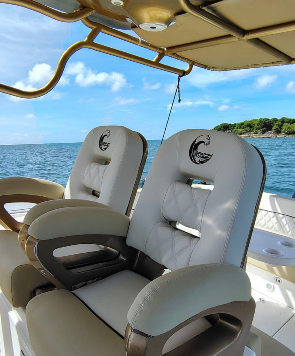 TODOMAR 36FT - 14PAX