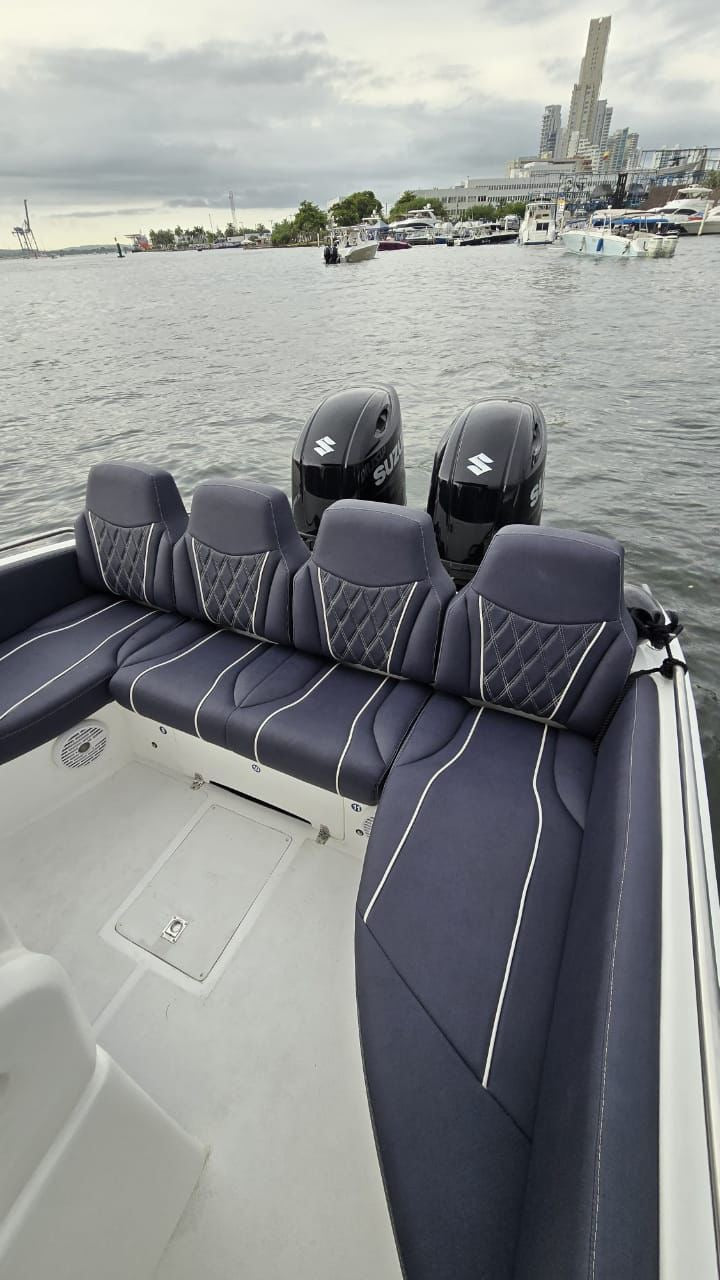 Bote Deportivo Capacidad 10 pax