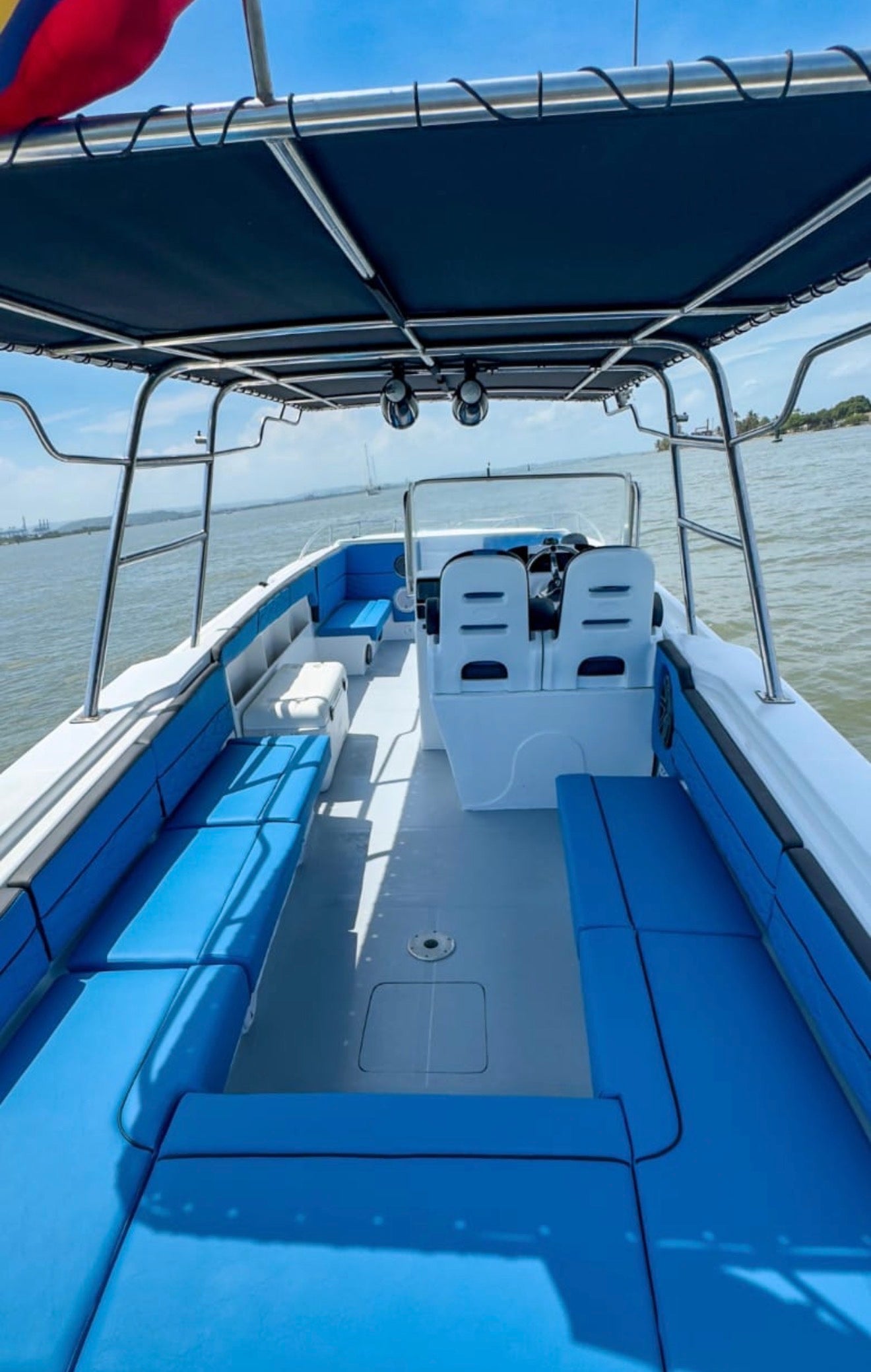 BOTE DEPORTIVO - 21PAX